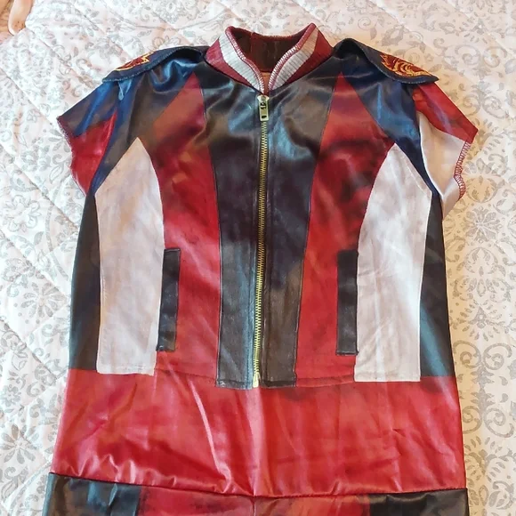 Disney Descendants 3 Evie Costume - Red, Blue, Black - Picture 10 of 15